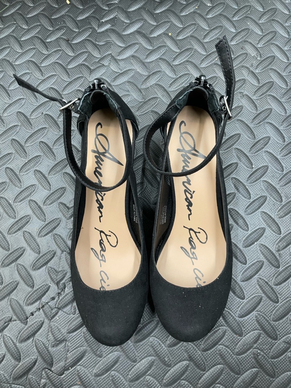American Rag Cie Women's Shoes Sandals Black Strap Size 7